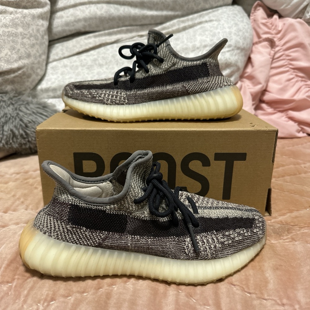 Adidas Yeezy Boost 350 V2 - Black and Tan